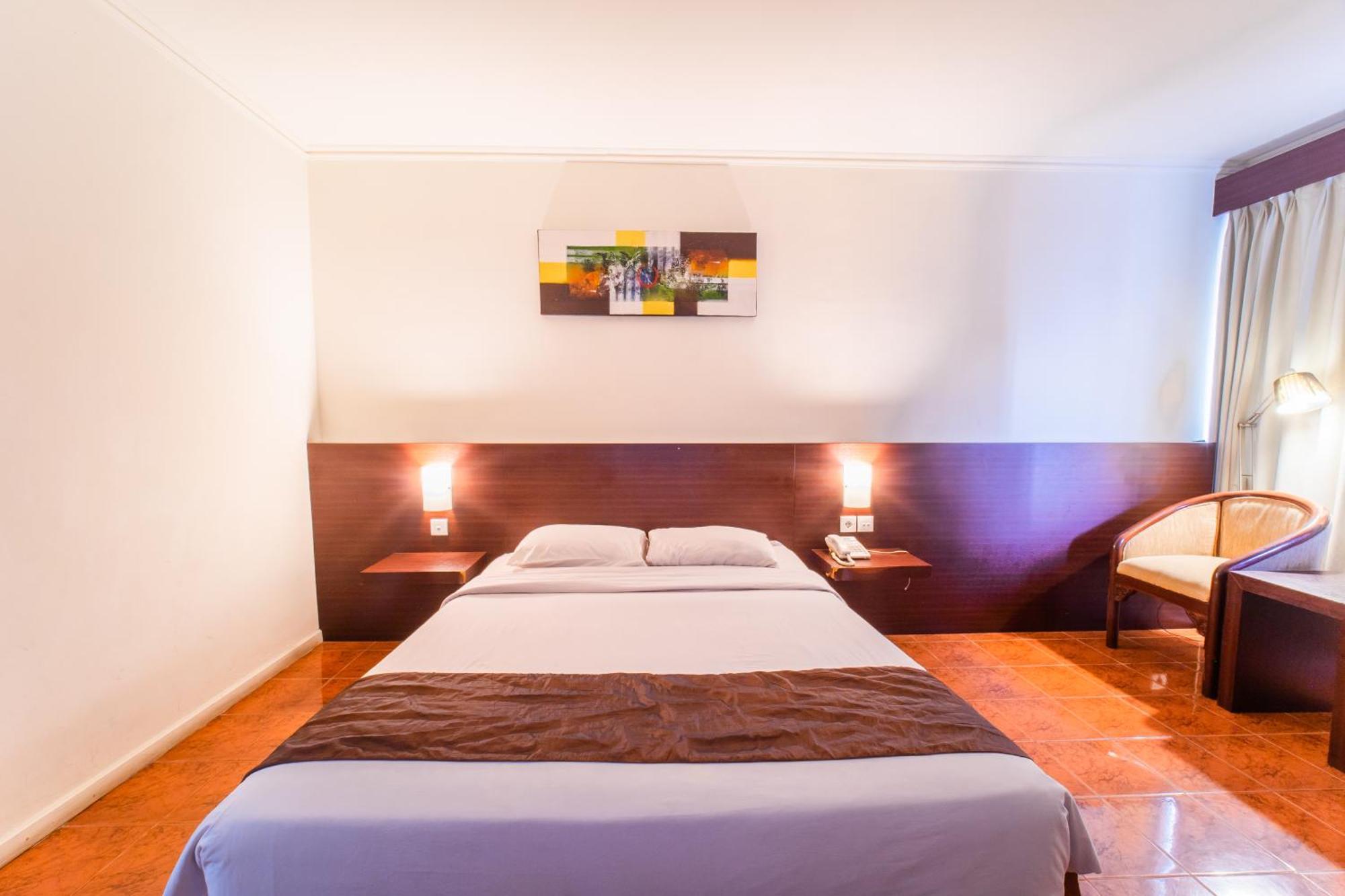Adika Hotel Bahtera Klandasan Kecil Luaran gambar